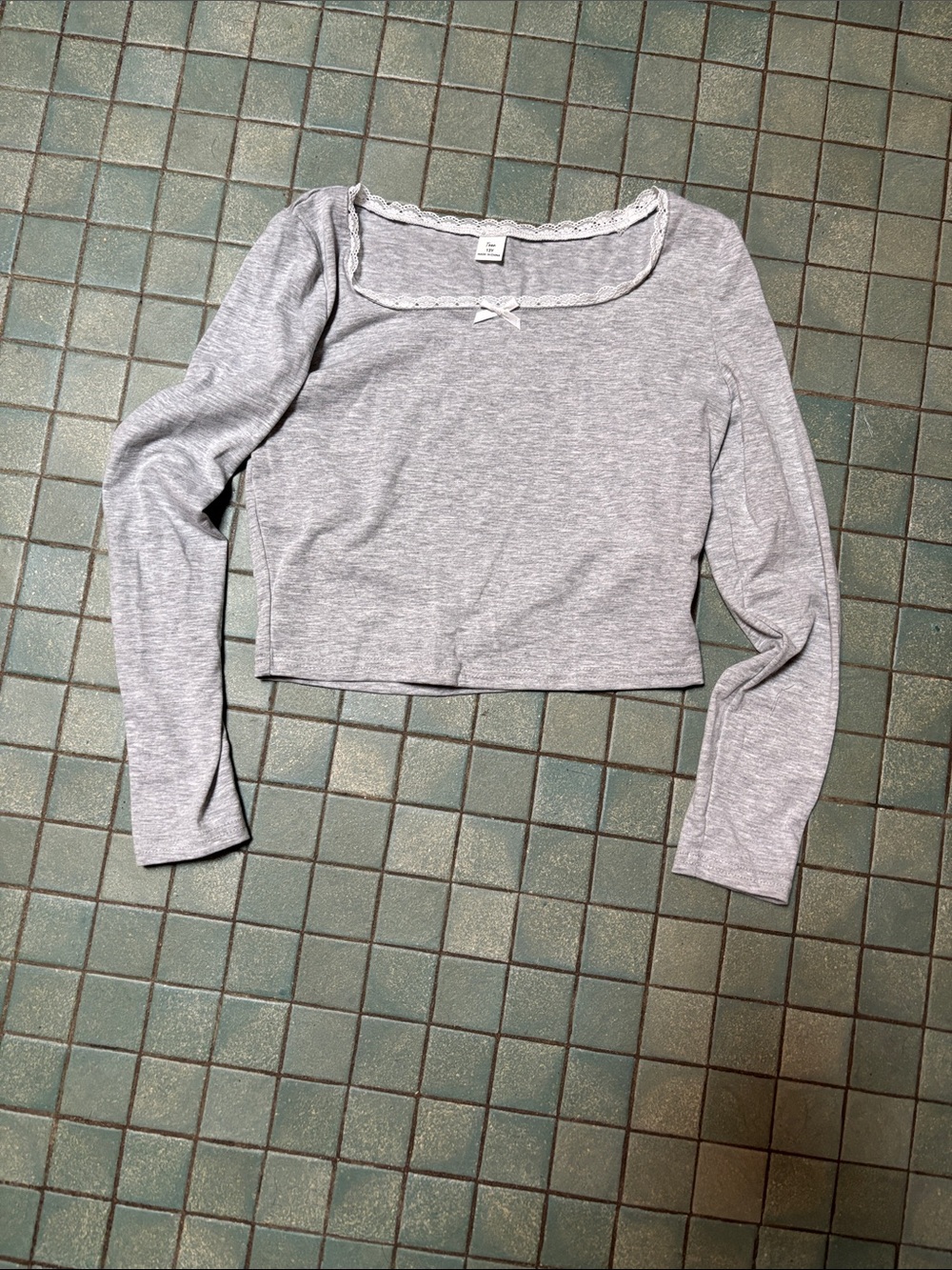 SHEIN Grey Lace-Trim Long Sleeve Crop Top with Bow